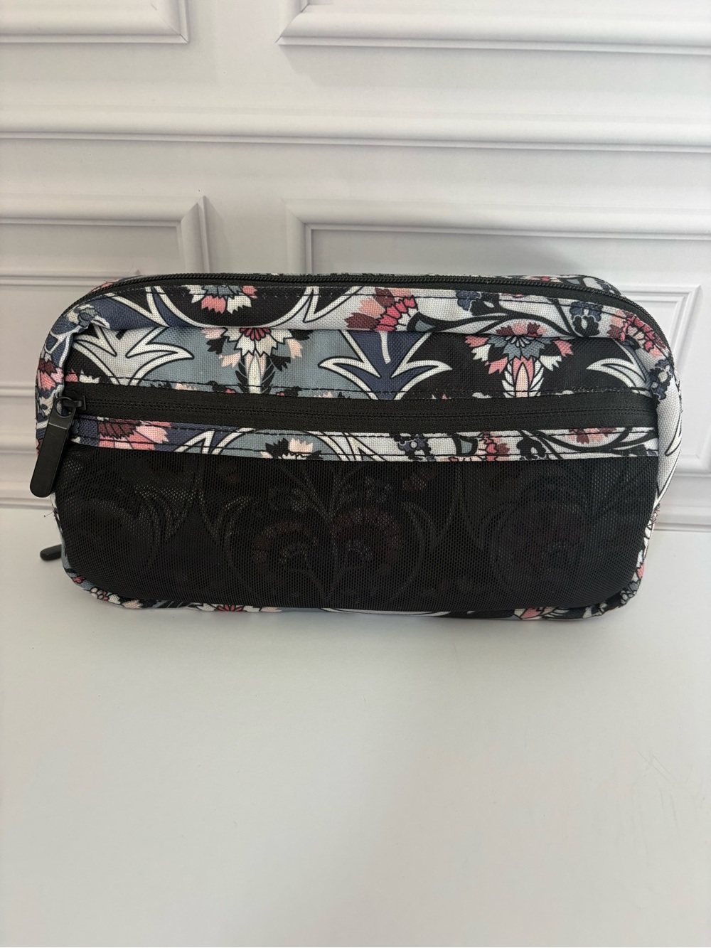 New Vera Bradley Makeup Bag